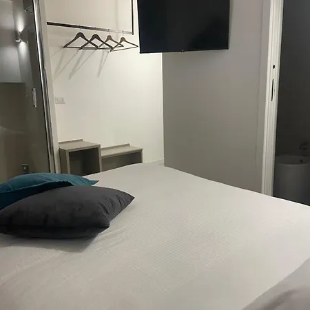 L'inferno Di Dante Bed & Breakfast 4*