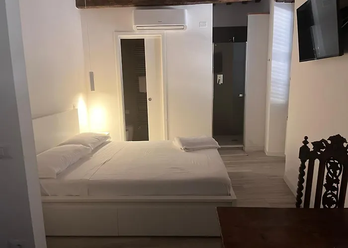 L'inferno Di Dante Bed & Breakfast 4*